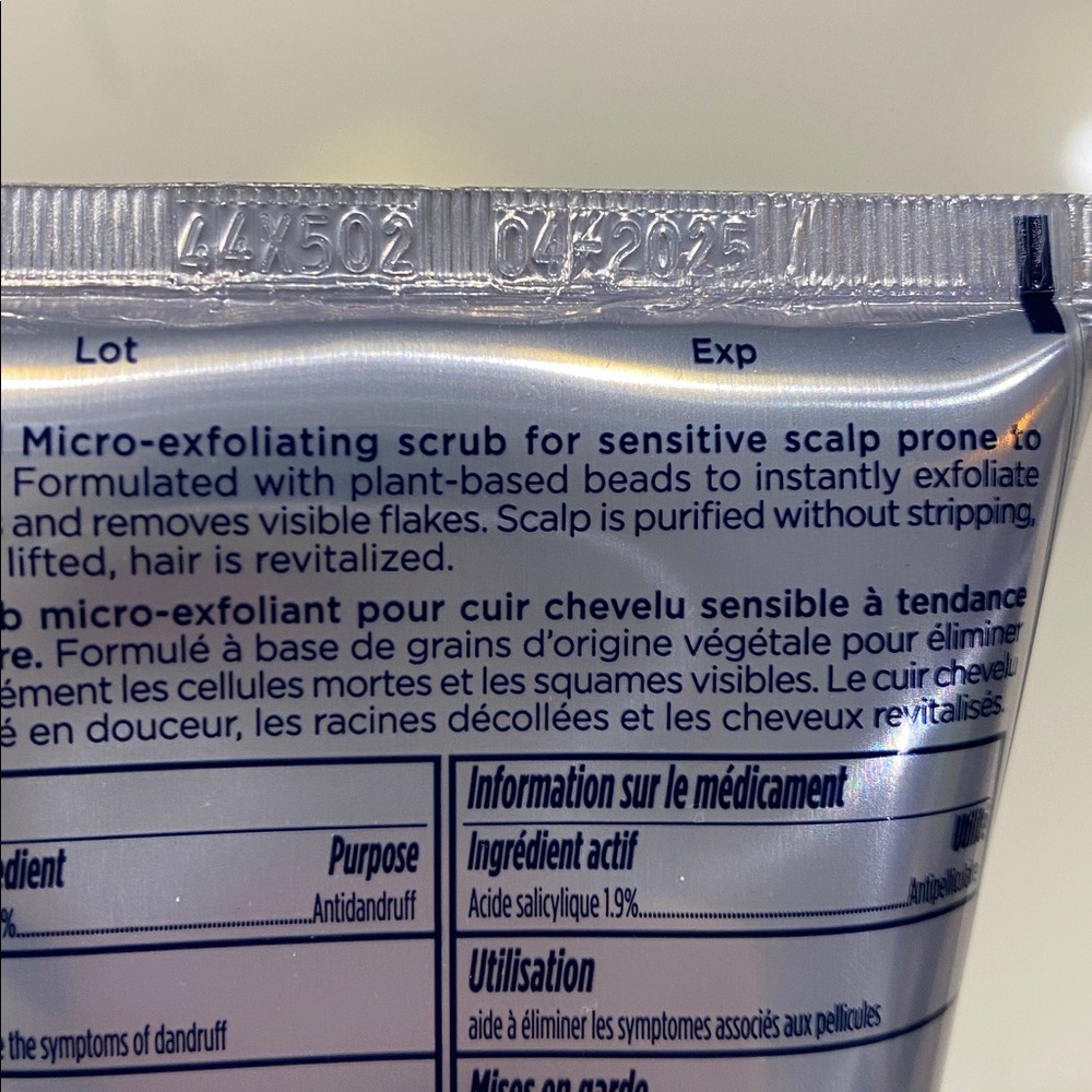 Kerastase Symbiose Scalp Renewal Micro Exfoliating Scrub 6.8oz/200ml - Picture 7 of 7